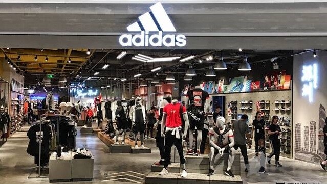 adidas阿迪达斯折旗舰店华南最强门店来深圳了！